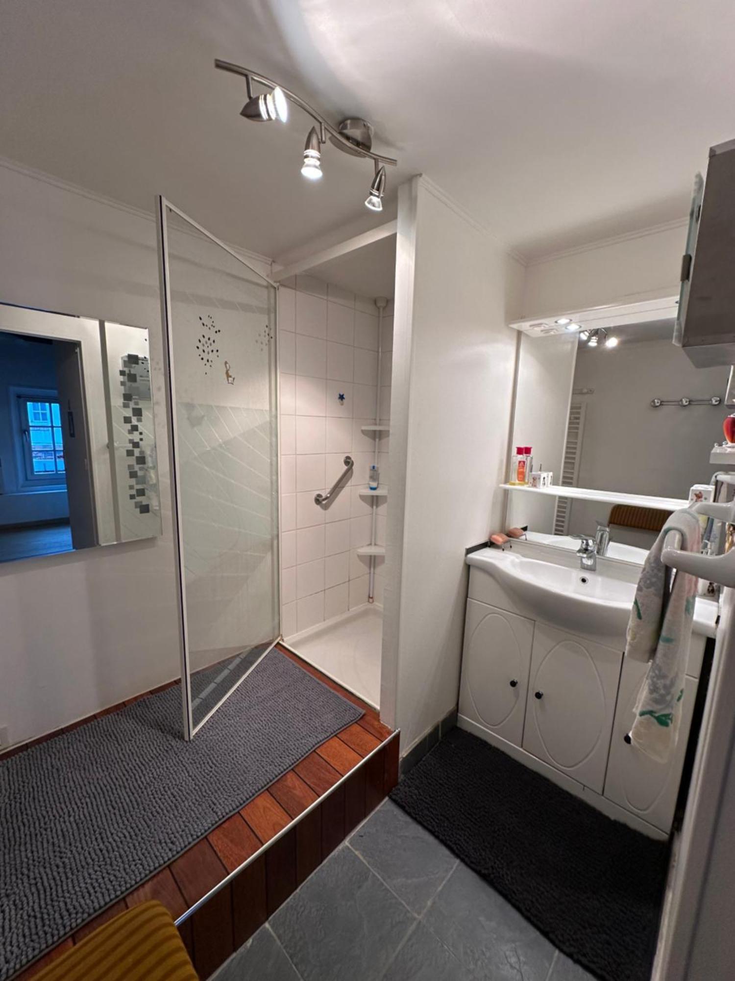Appartement Spacious Flat 65 Sqm With And Cliffs At 100m